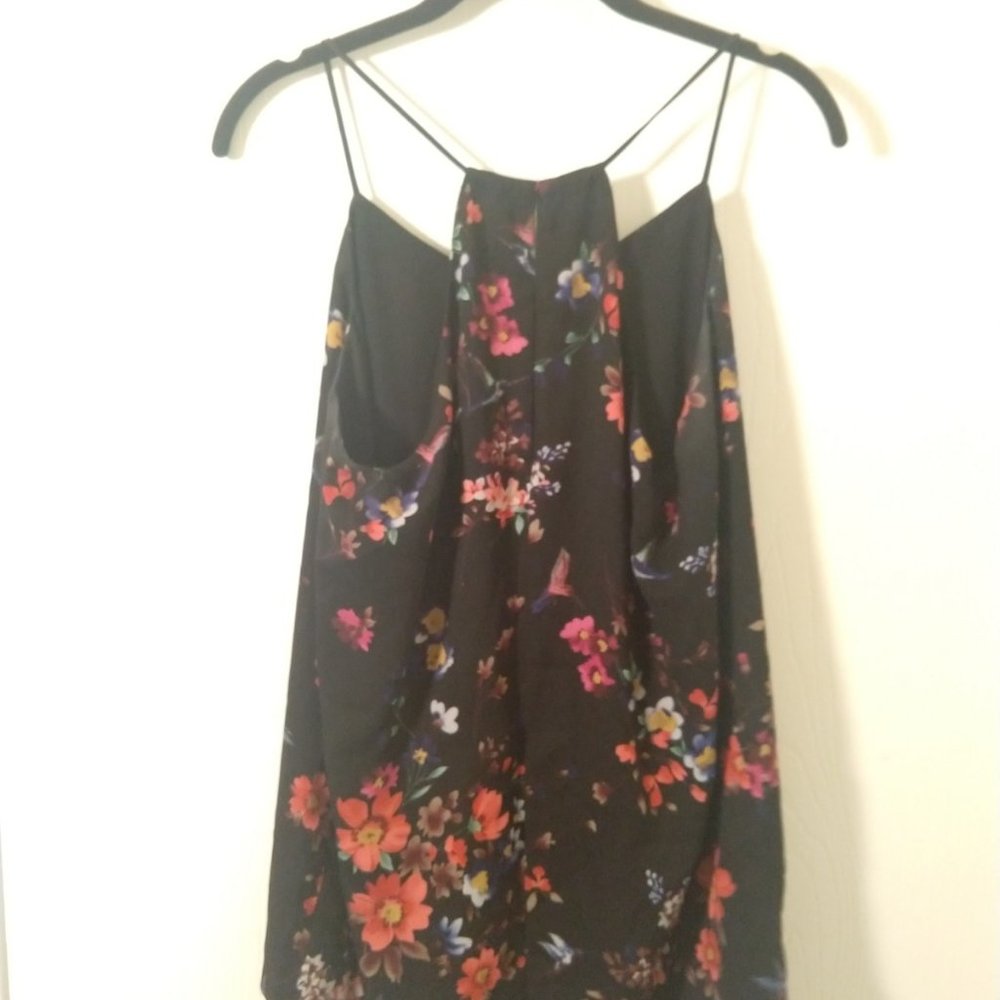 Express Halter Tank - Picture 2 of 4